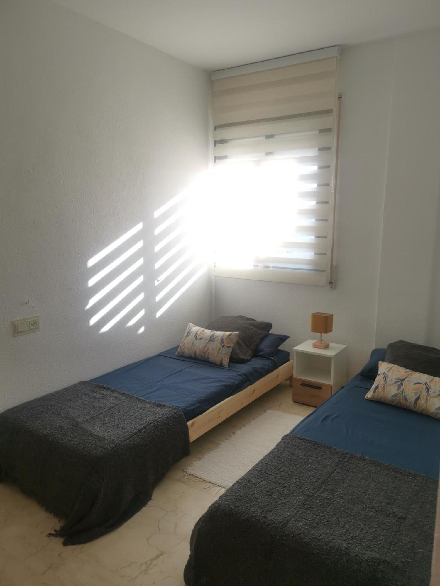 Pina Beach Holidays La Pineda Bagian luar foto